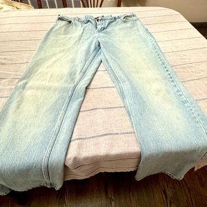 Steve and Barry’s men’s relaxed fit jeans